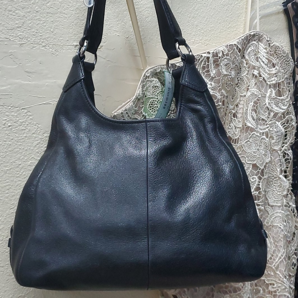 Authentic Coach Handbag ๐ - Picture 3 of 8